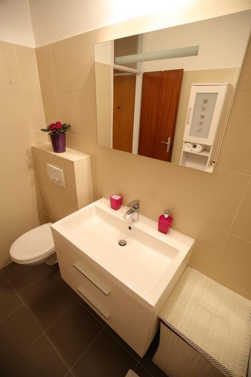 Apartment Navigare 자다르 객실 사진
